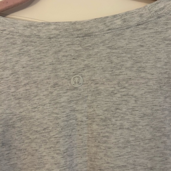 Lululemon Love Tshirt Gray Size 6 - Picture 3 of 3